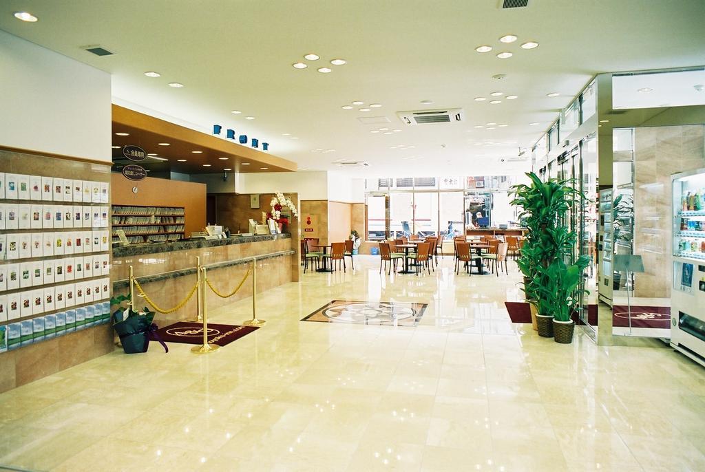 Toyoko Inn Kumamoto Shin-Shigai Zewnętrze zdjęcie